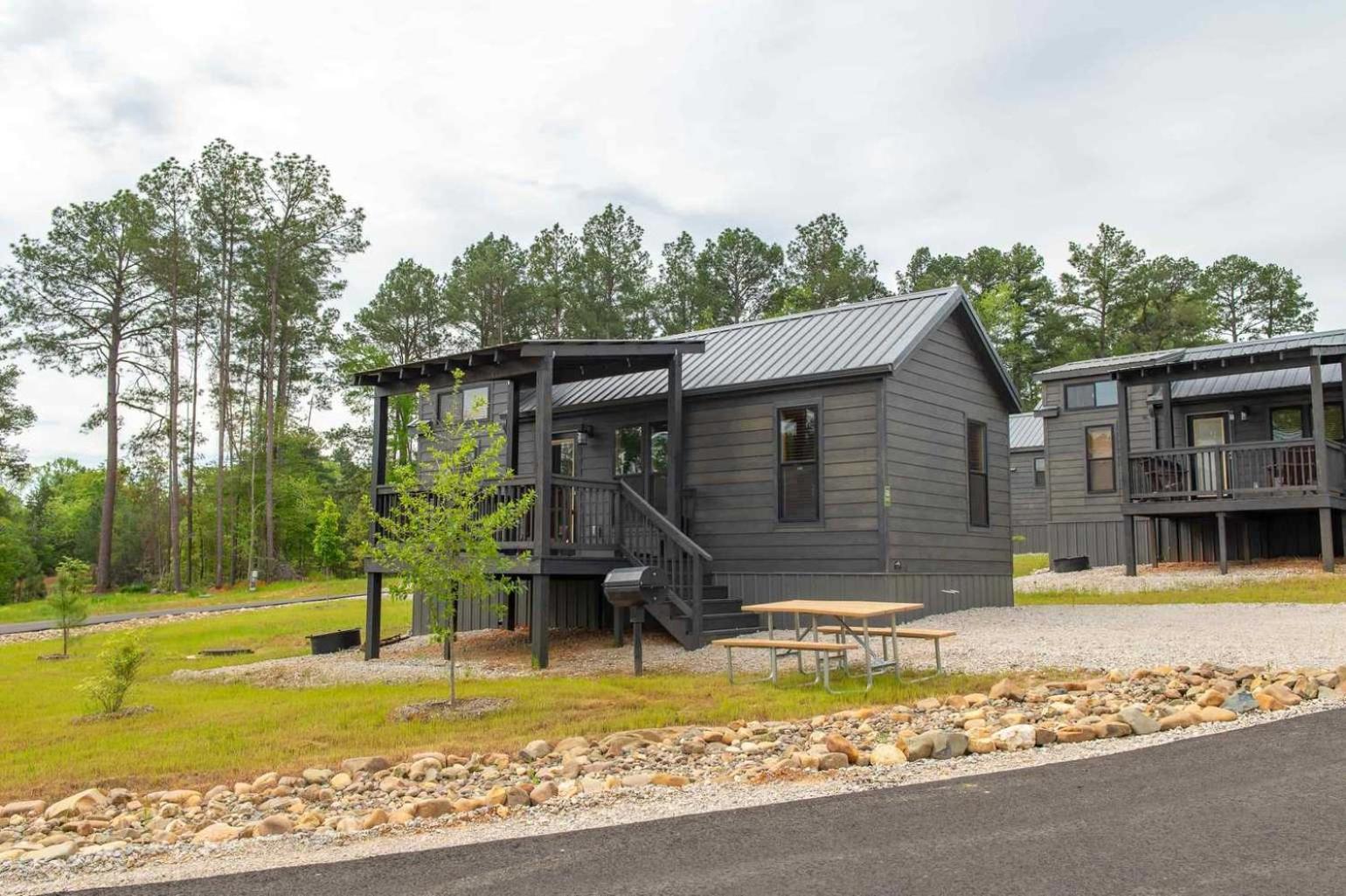 Jellystone Park Tyler Hotel Buitenkant foto